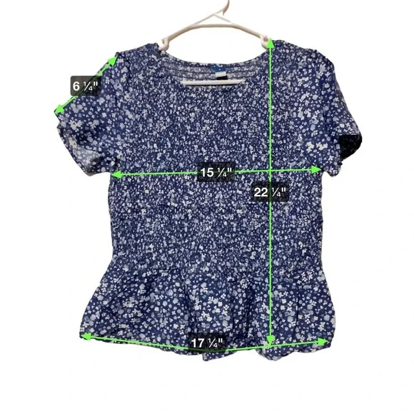 Fitted smocked top flutter sleeves blue size medium Old Navy - Picture 3 of 3